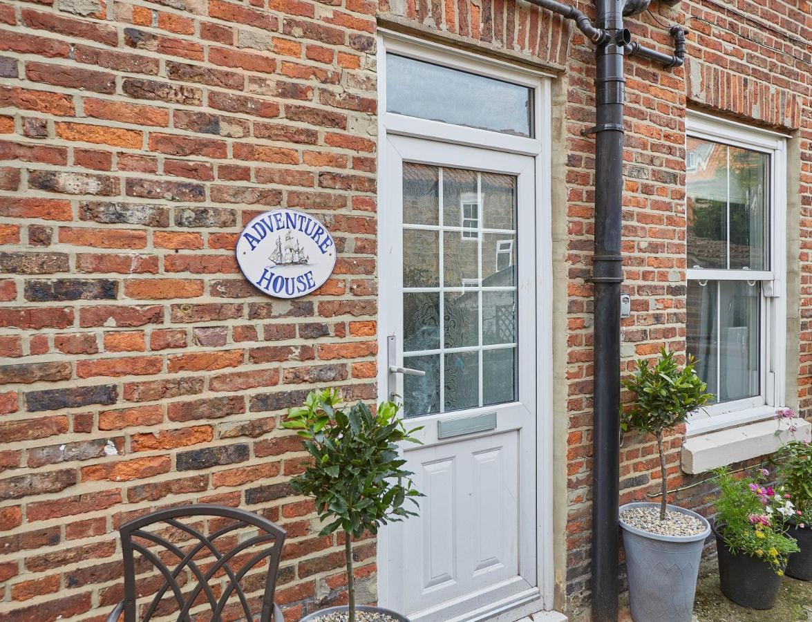 Host & Stay - Adventure House Whitby Ngoại thất bức ảnh